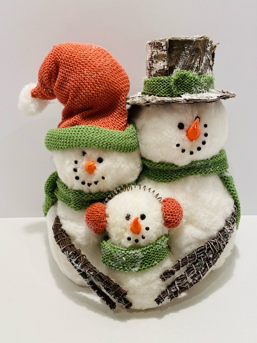 Festive Snowman Family Plush Holiday Accent. VINTAGE